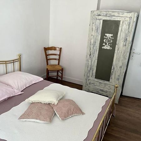 Appartement Chaleureux Avec Parking Gratuit Sarlat-la-Canéda Eksteriør billede